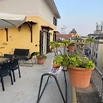 Attico Spaccanapoli Con Mega Terrazzo * Nápoles