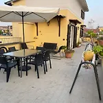 Attico Spaccanapoli Con Mega Terrazzo