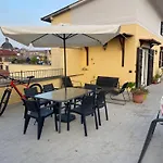Apartamento Attico Spaccanapoli Con Mega Terrazzo Nápoles
