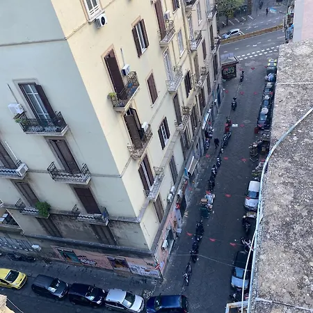 Attico Spaccanapoli Con Mega Terrazzo شقة